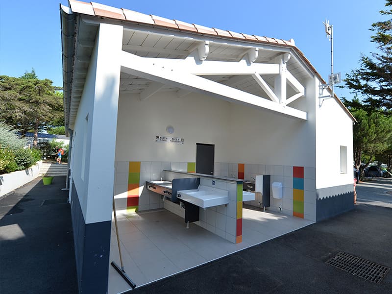 Camping APV Antioche au Bois Plage en Ré - Emplacement nu