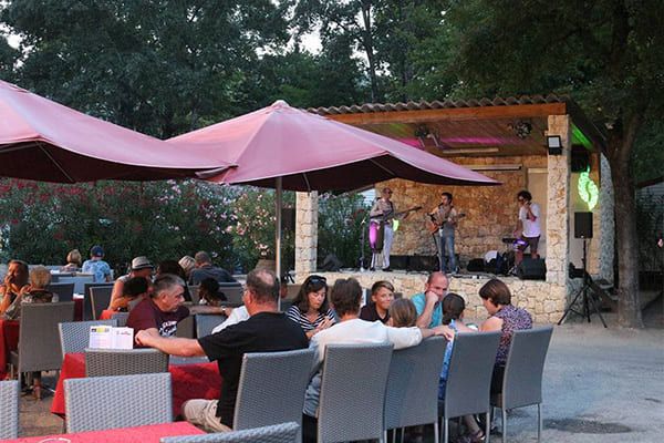 apv camping vallon rouge