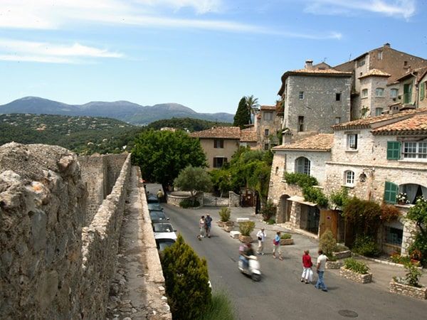 apv camping vallon rouge