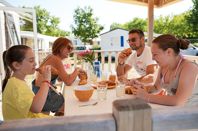 Mobil-homes 3 chambres Domaine des Guifettes face au Lac