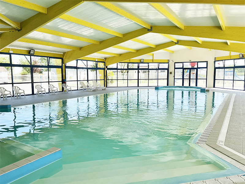 Piscine couverte chauffée Résidence de Vendée