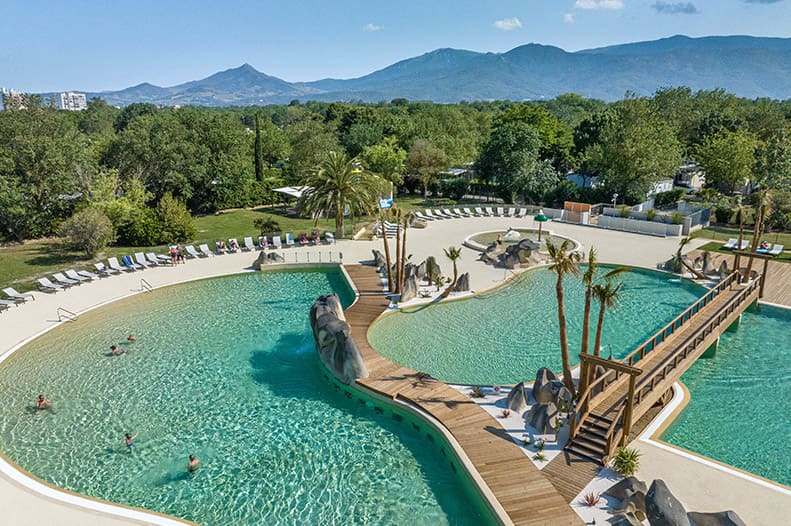 camping piscine les marsouins apv