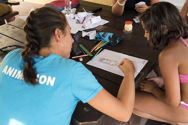 apv camping les roquilles