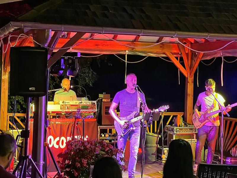 Camping Dordogne Animé · La Pélonie