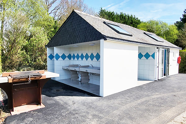 Sanitaires Camping Plijadur 4*