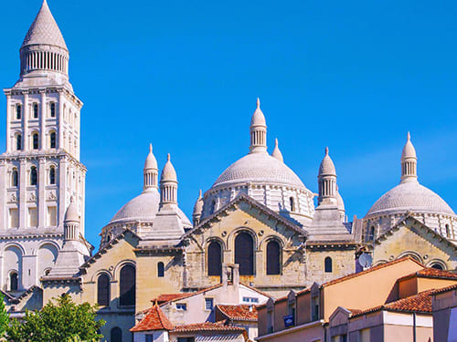 Perigueux cathedrale saint front jour